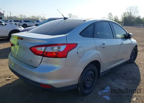 2012 Ford Focus Se z USA, uszkodzony, nr VIN 1FAHP3F2XCL264781